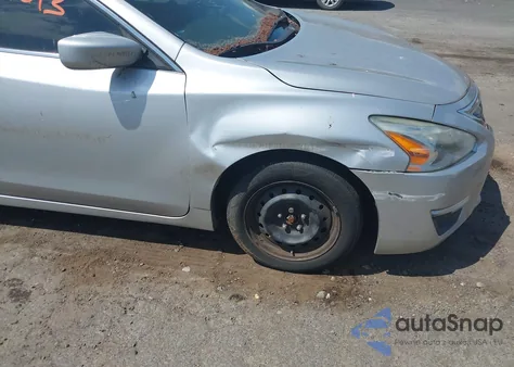 2013 Nissan Altima 2.5 S from USA, damaged, VIN 1N4AL3AP1DC108260